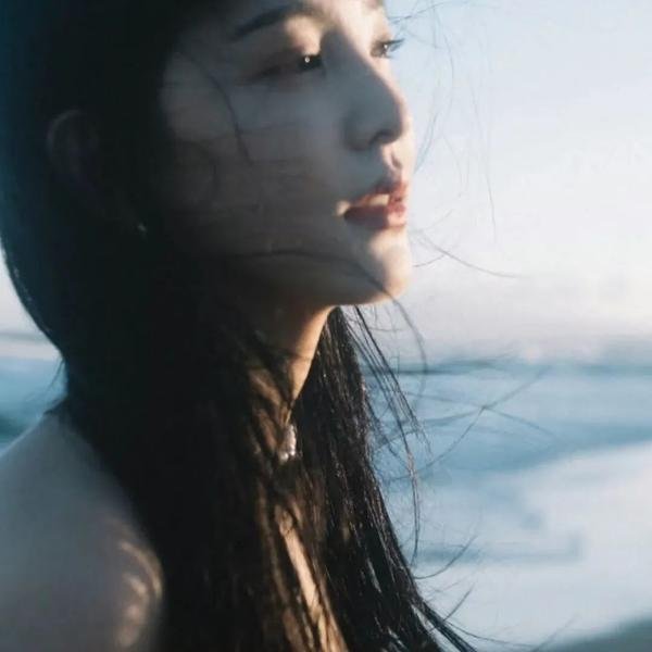 女兵报到